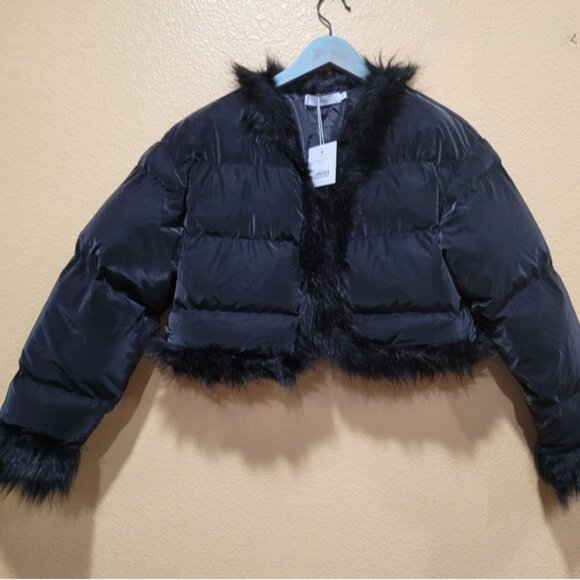NWT Adika cropped bomber jacket with faux fur - Picture 7 of 7